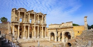 celsus-library-2670527__340.jpg